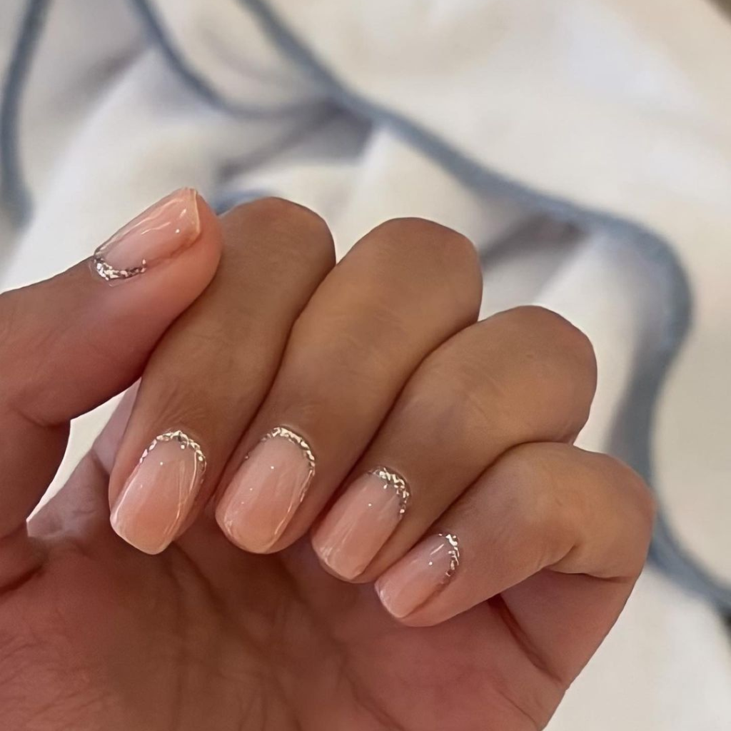 Minimalist Nail Art